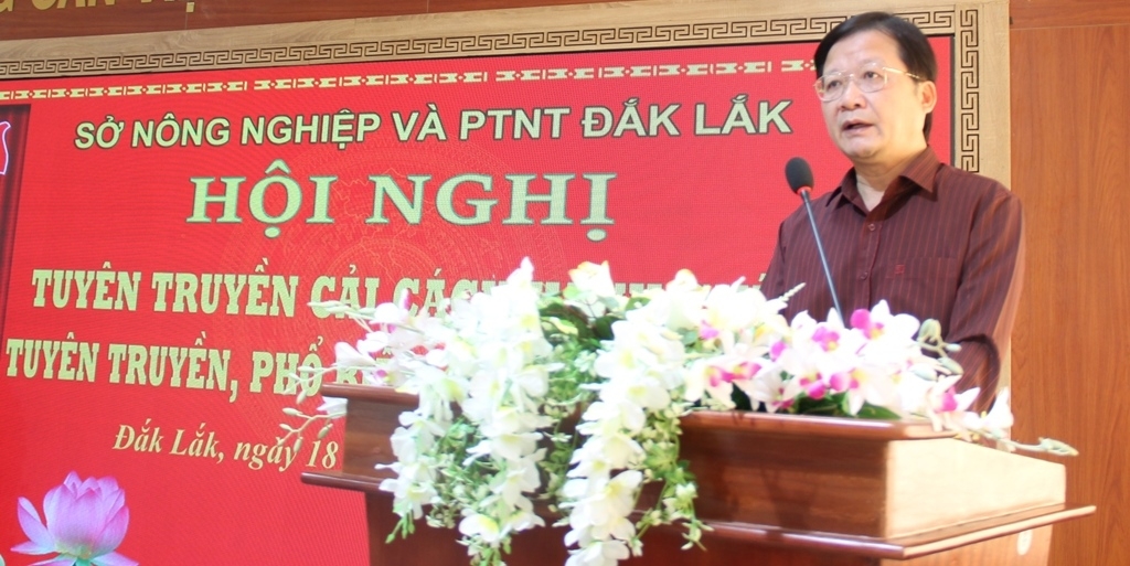 Giám đốc Sở NN-PTNT Nguyễn Hoài Dương phát biểu tại hội nghị. 