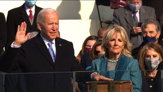Tân Tổng thống Mỹ Joe Biden tuyên thệ nhậm chức. Ảnh: CNN