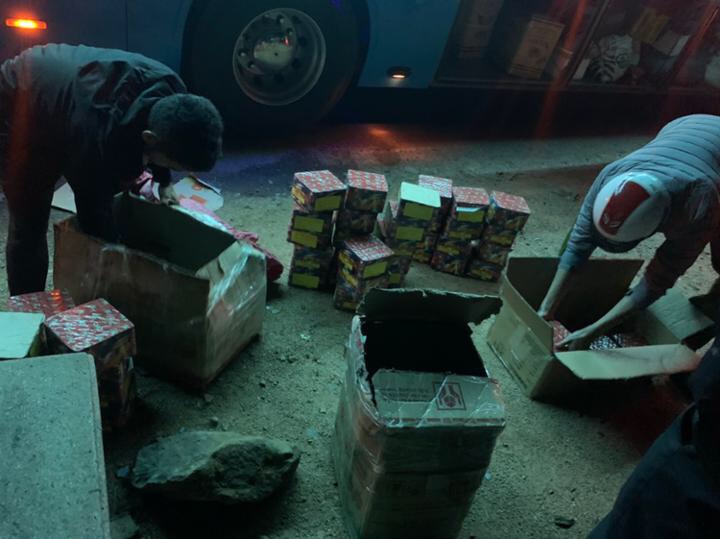 Số pháo nổ được phát hiện trên xe khách giường nằm của nhà xe Việt Tân Phát ngày 1-1. (Ảnh: Công an huyện Ea H’leo cung cấp).