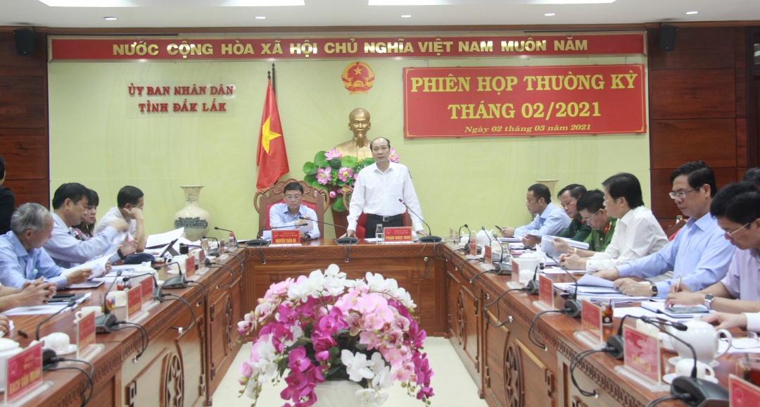 Chủ tịch UBND tỉnh Phạm Ngọc Nghị phát biểu khai mạc phiên họp