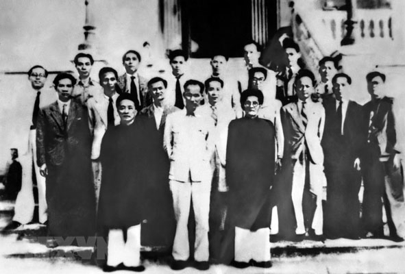 Chính phủ nước Việt Nam Dân chủ Cộng hòa được Quốc hội khóa I, kỳ họp thứ hai (28-10  -  9-11-1946) bầu ra. (Nguồn: Tư liệu TTXVN)